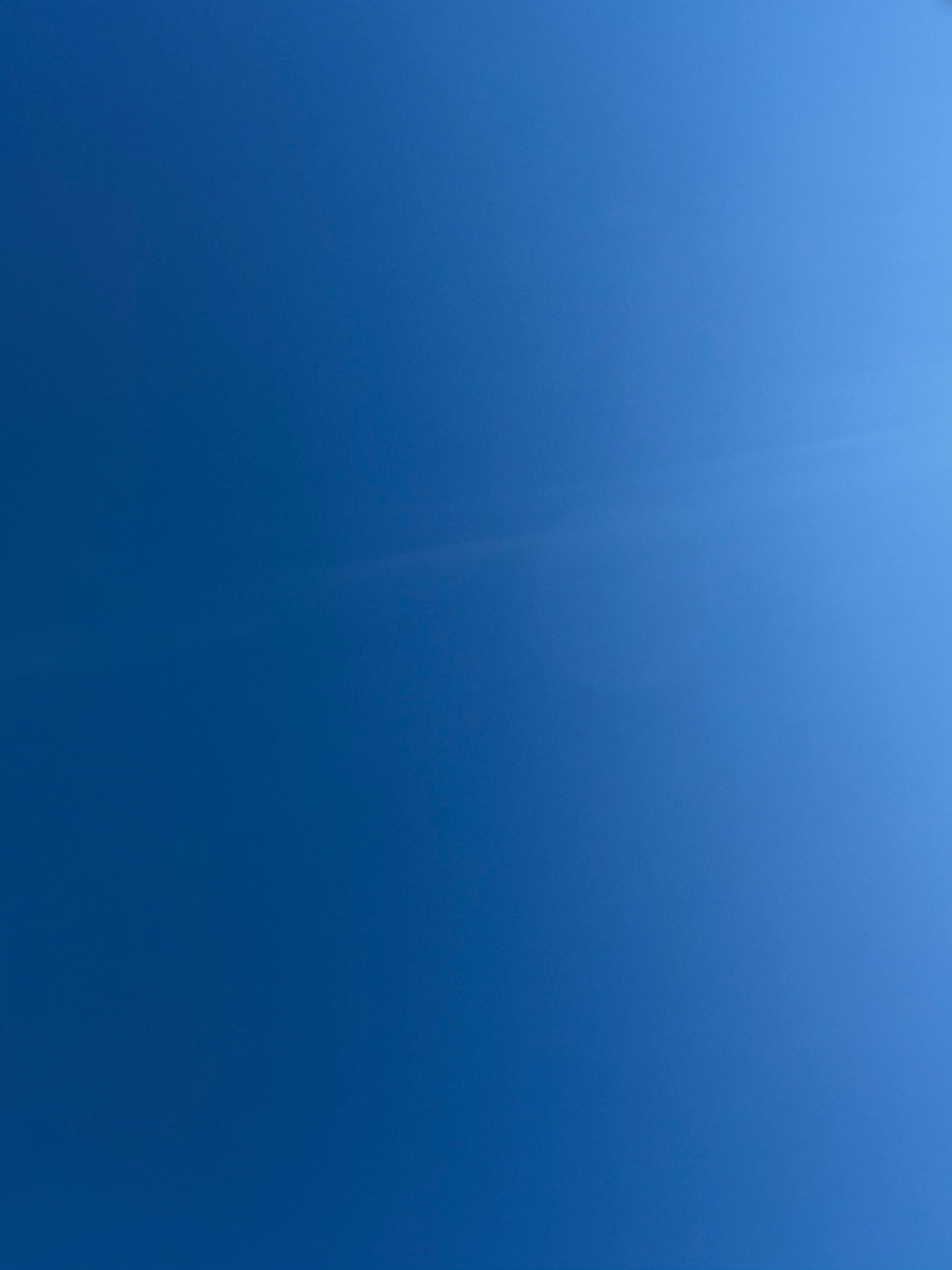 the sky with no clouds