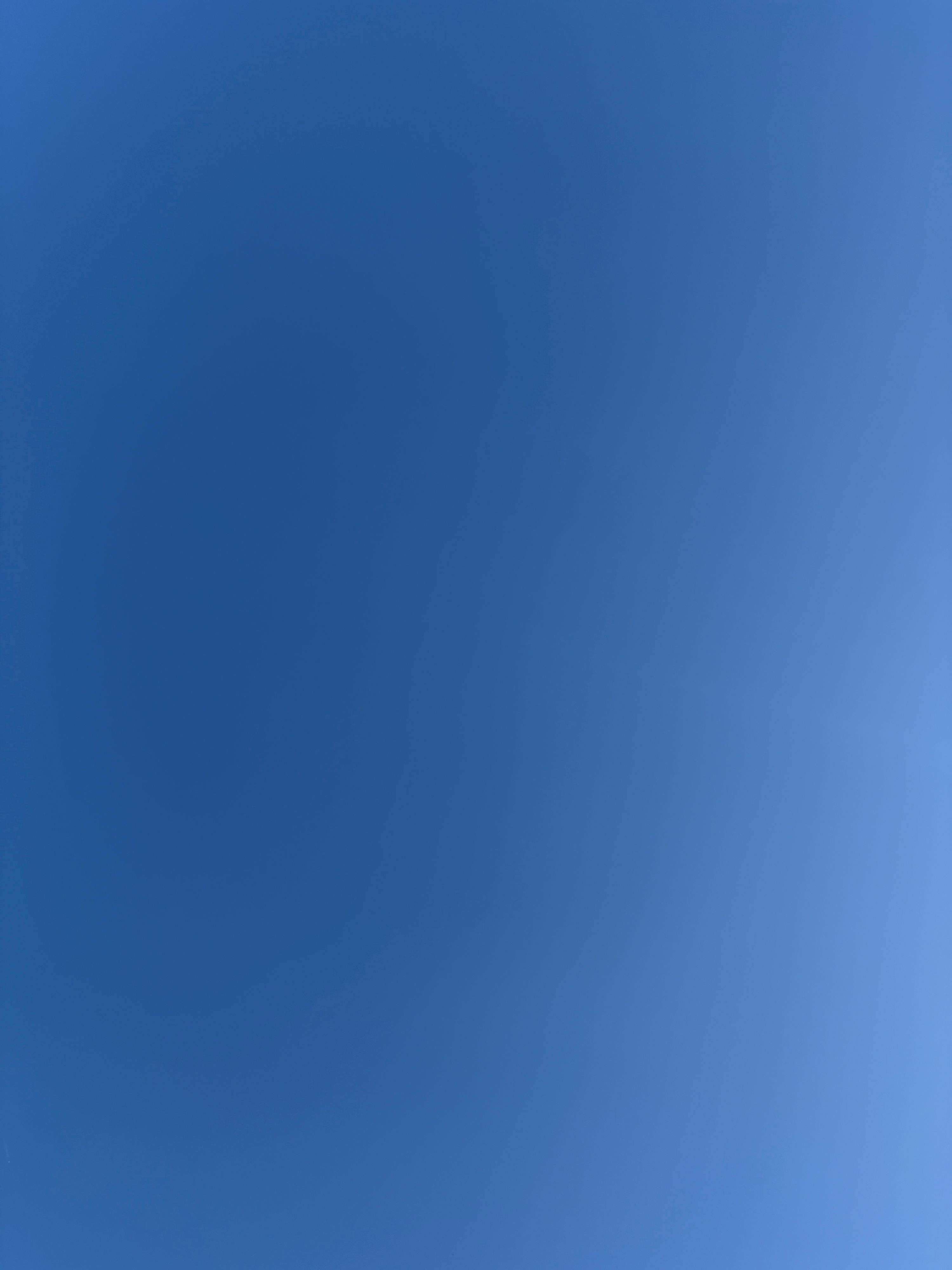 the sky with no clouds