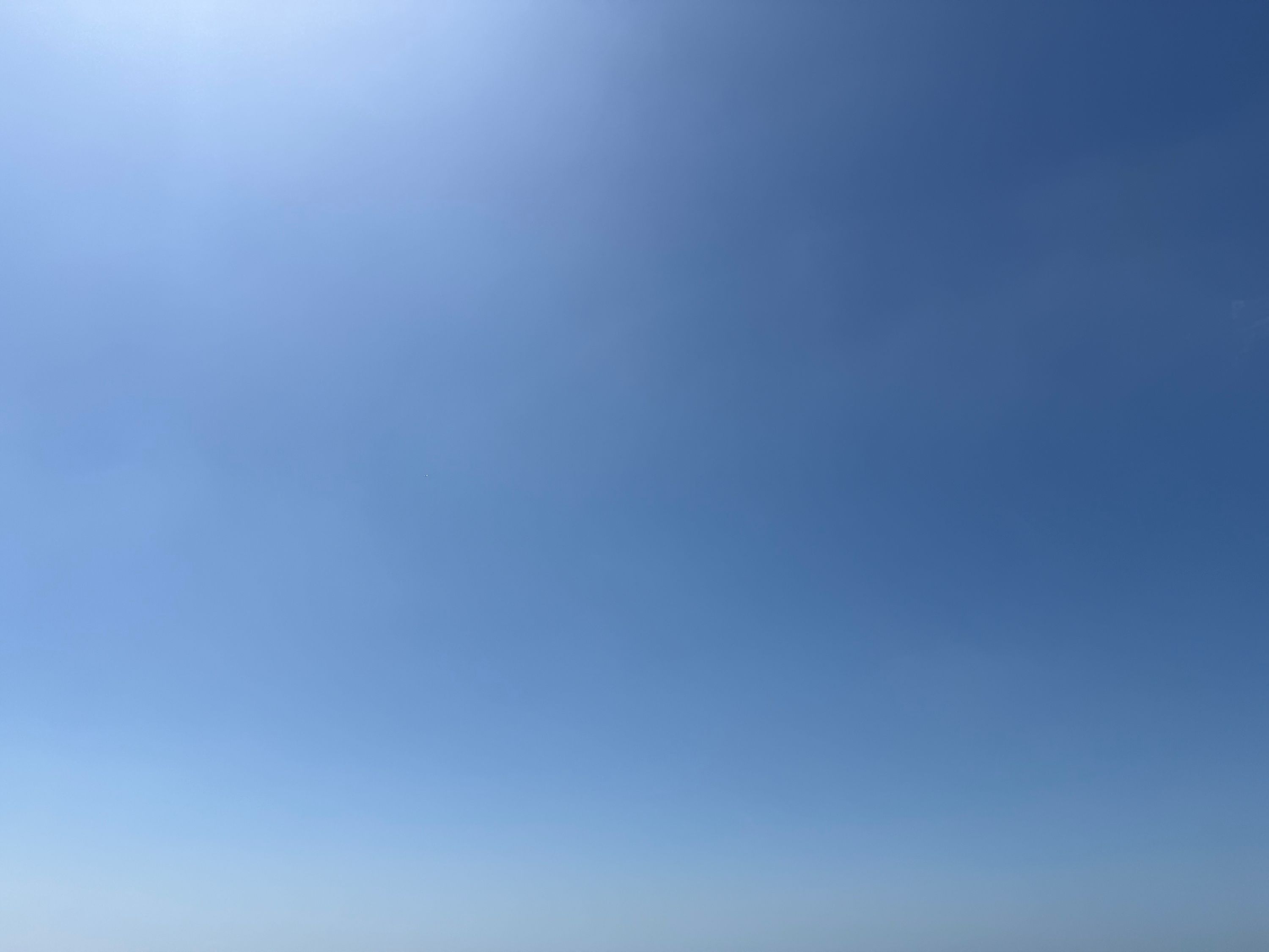 the sky with no clouds