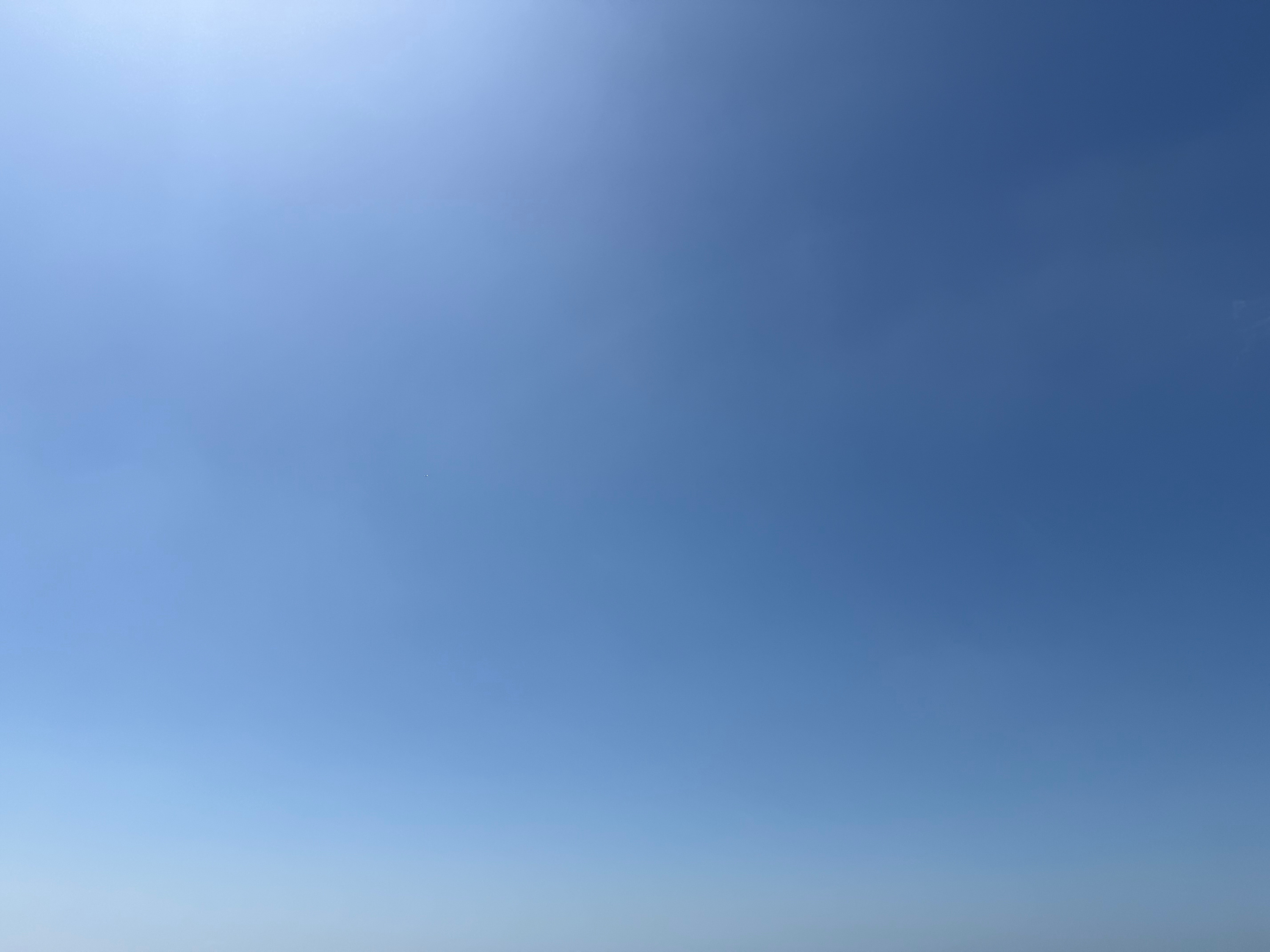 the sky with no clouds