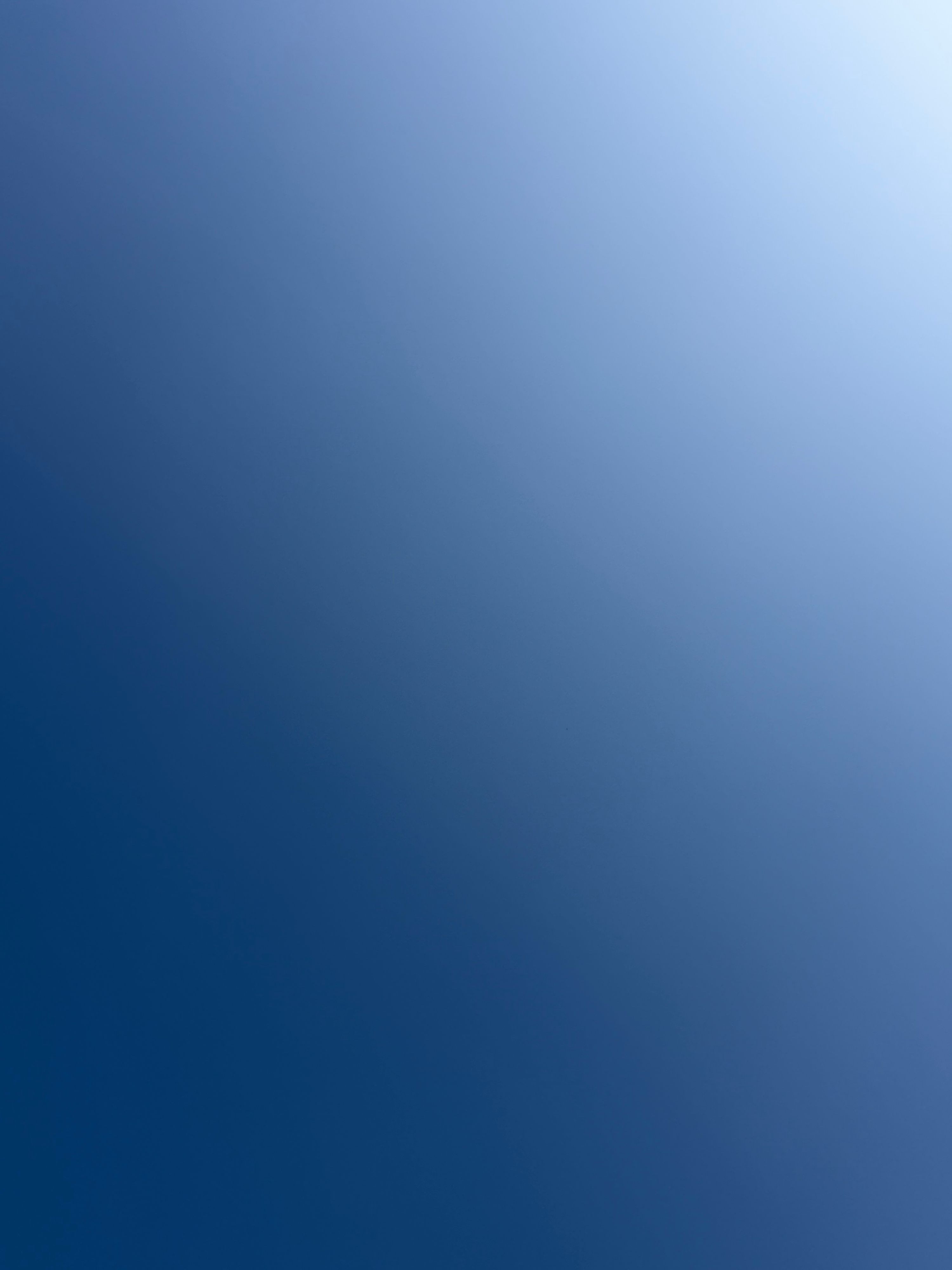 the sky with no clouds