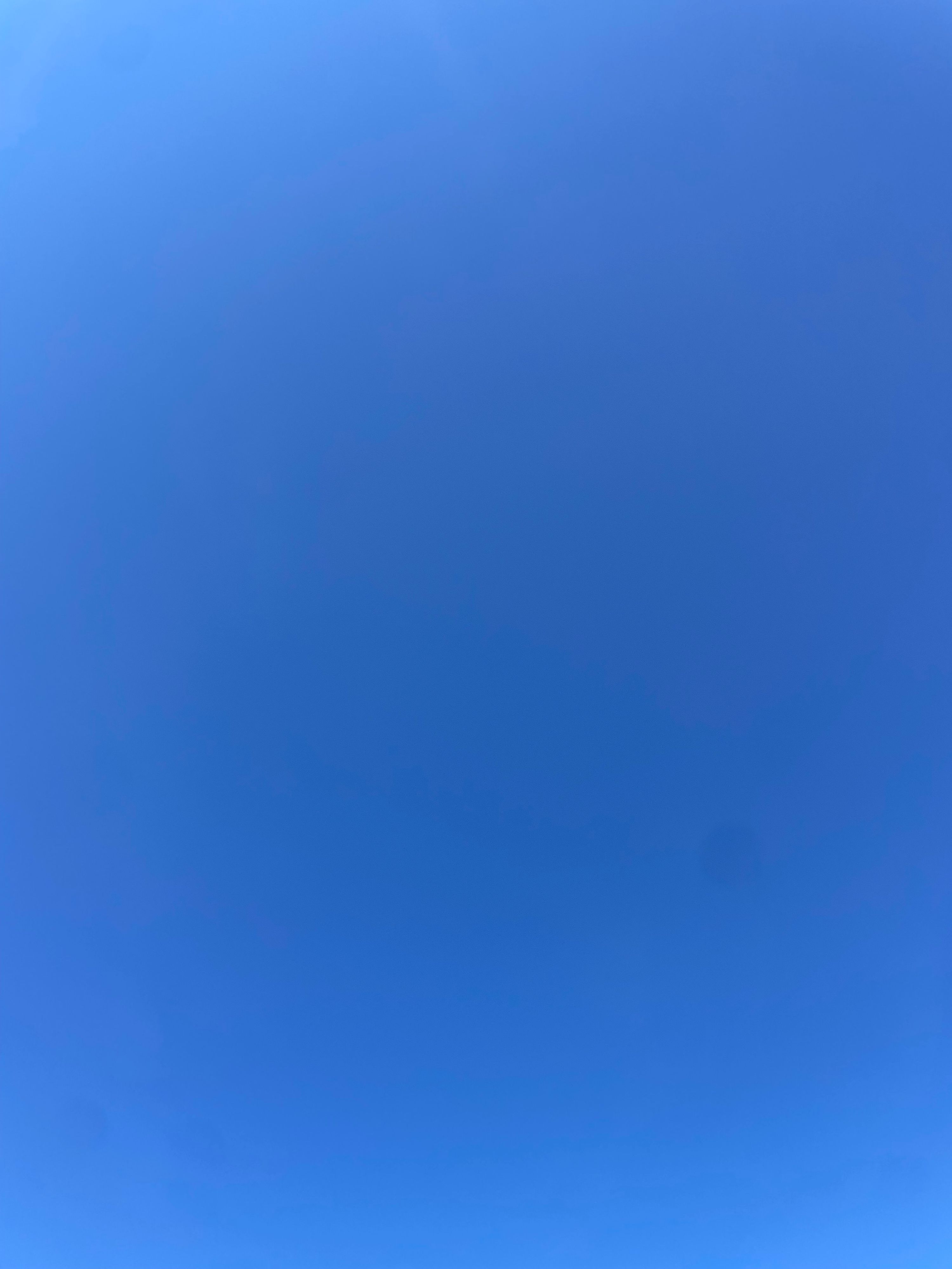 the sky with no clouds