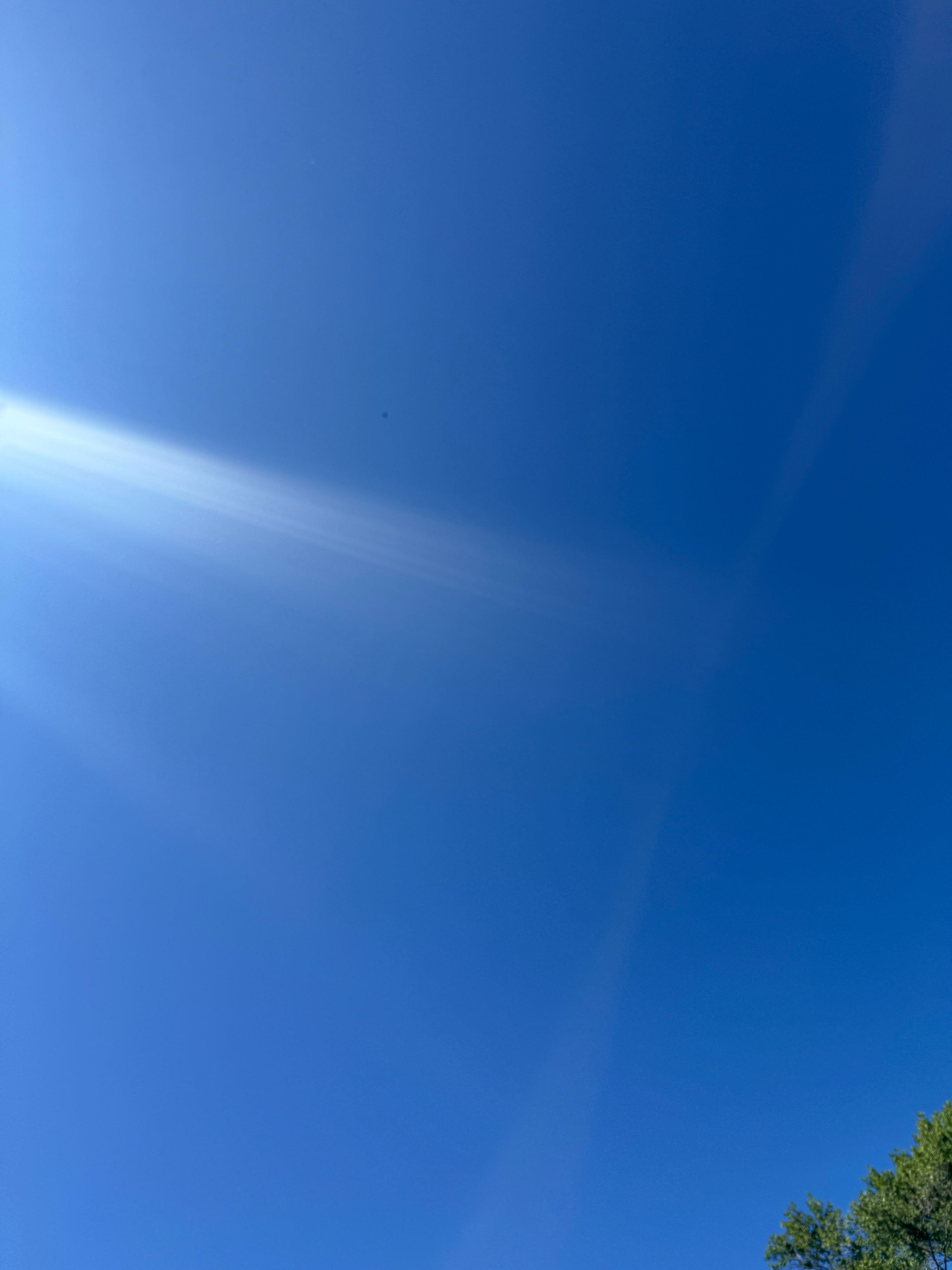 the sky with no clouds