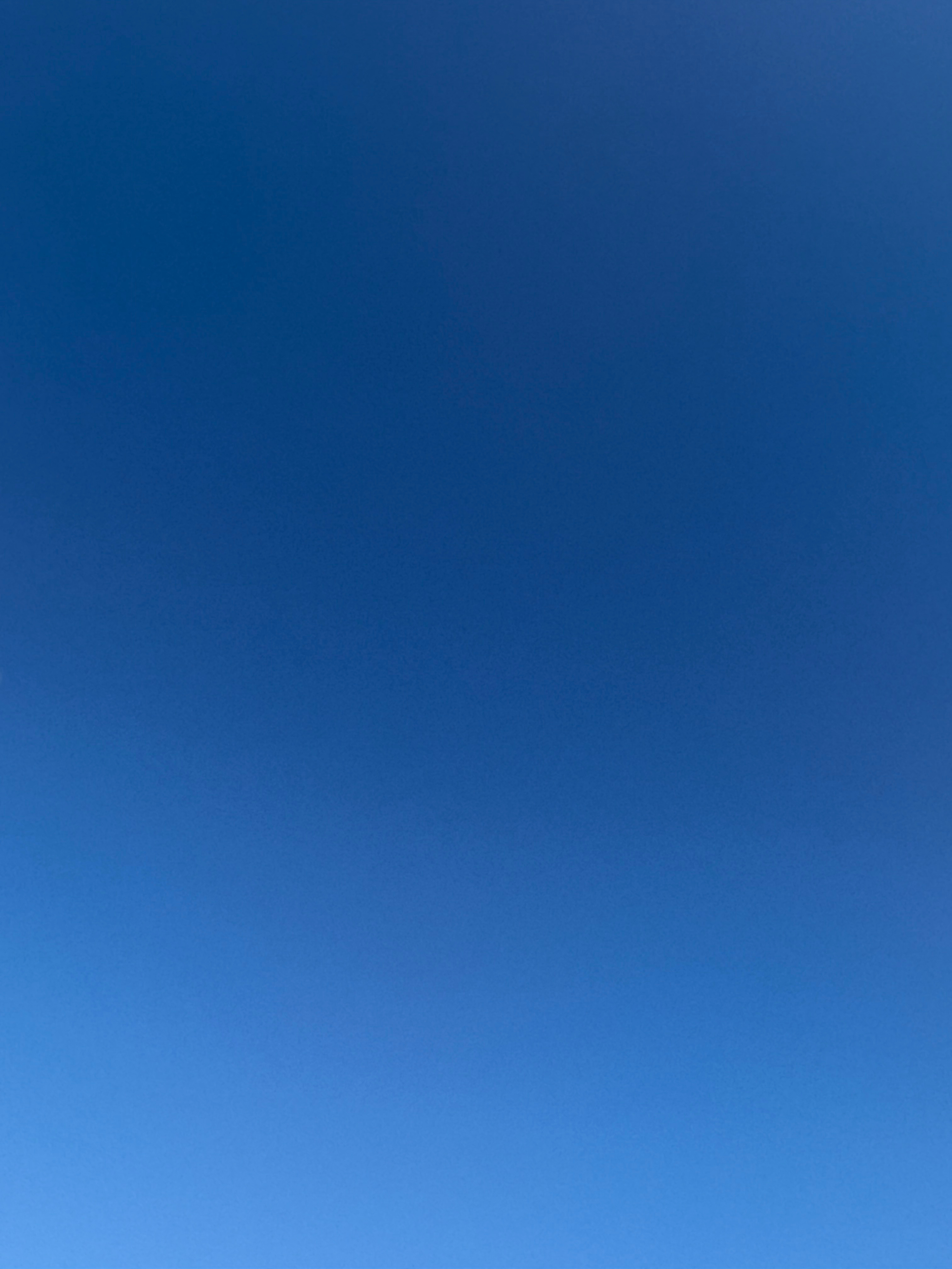 the sky with no clouds