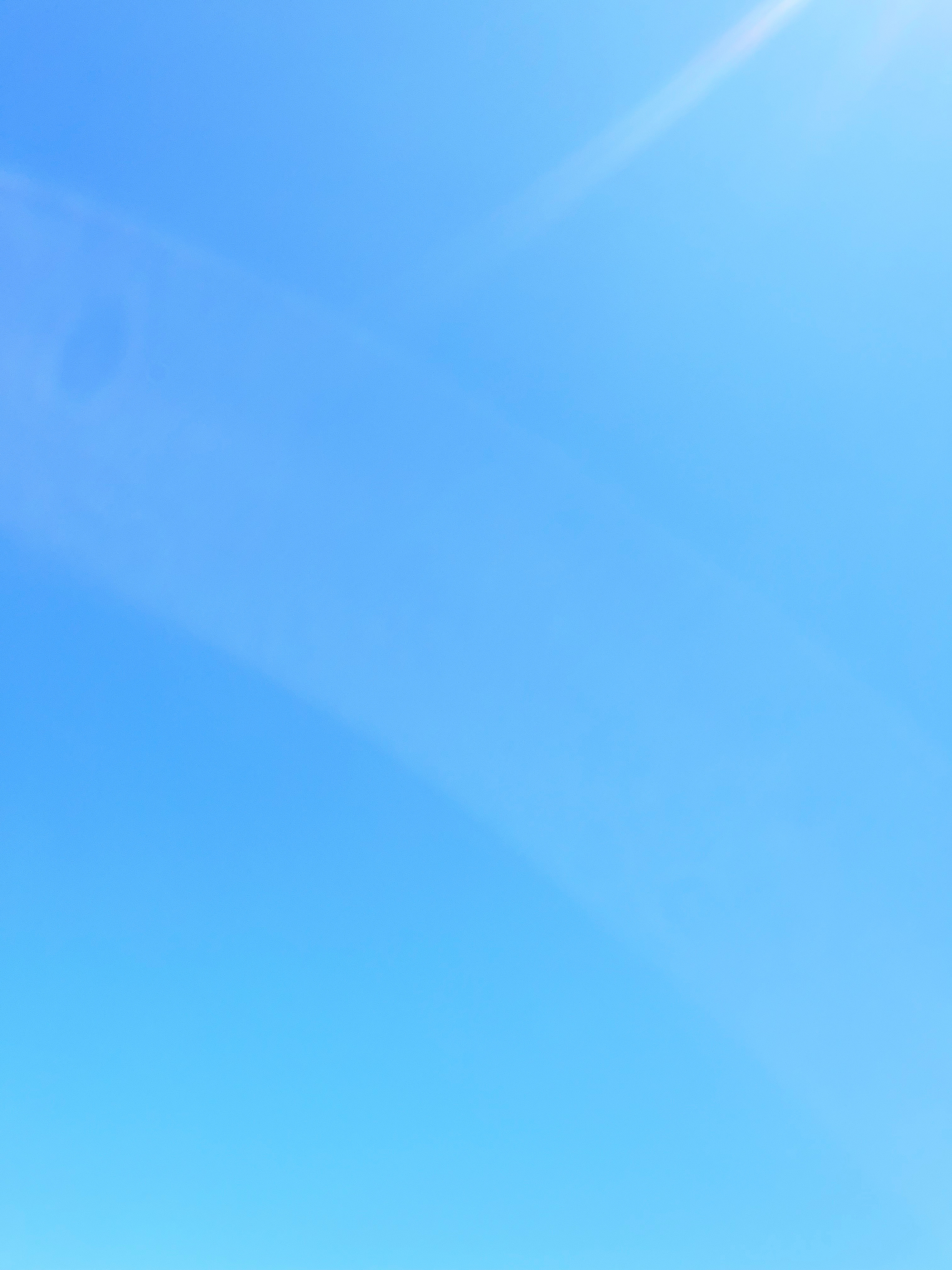 the sky with no clouds