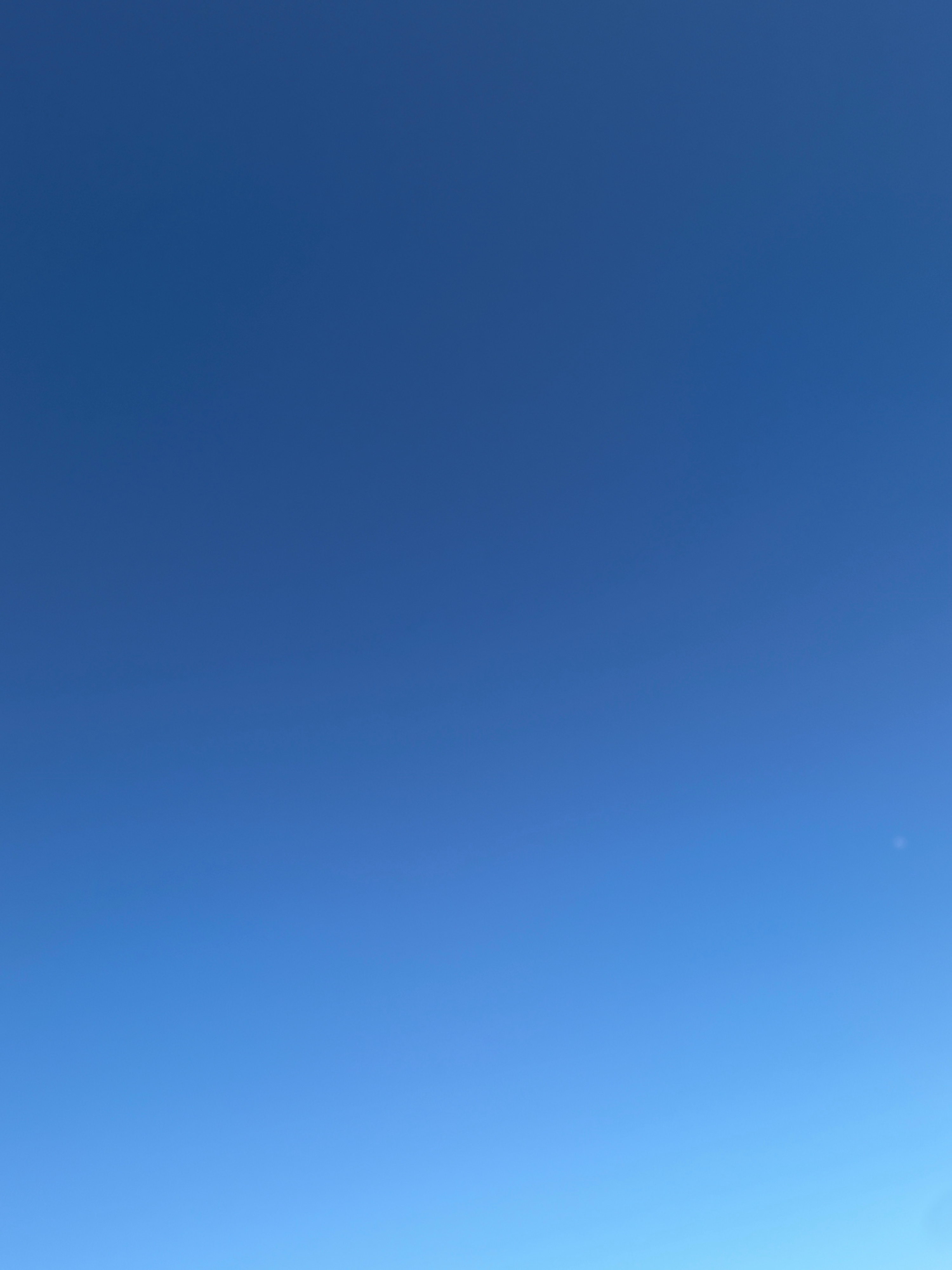 the sky with no clouds