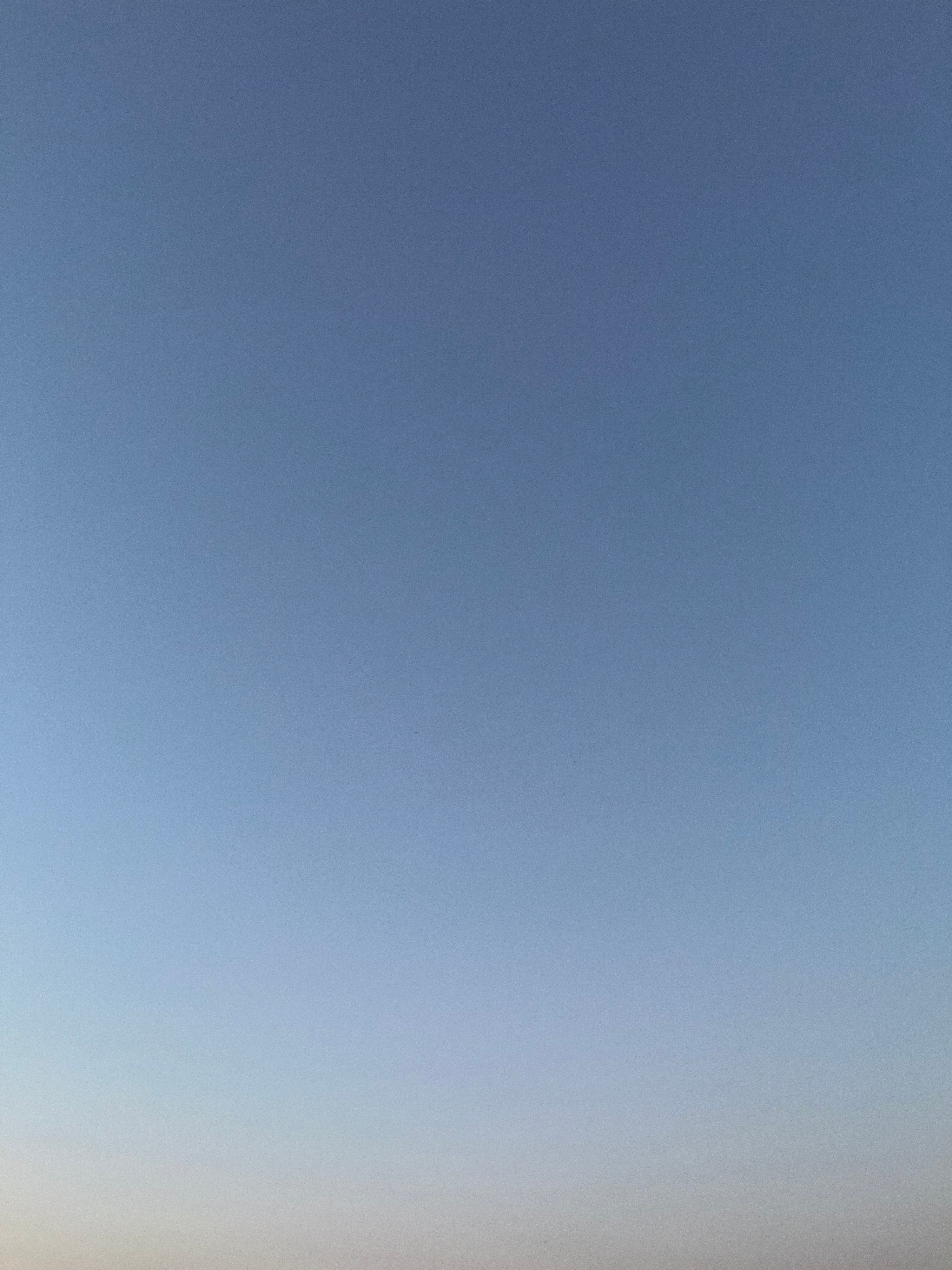 the sky with no clouds
